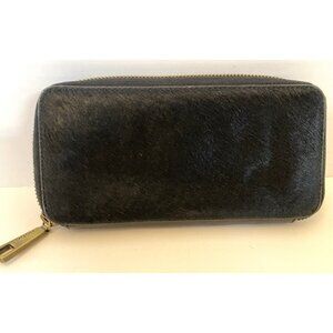 Hobo International Black "Seal Skin" type leather Zip Around Wallet Clutch EUC
